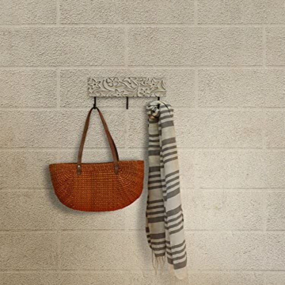 Wall Hooks Key Holders Coat Hangers Handmade Wooden Vintage Inspired (White)